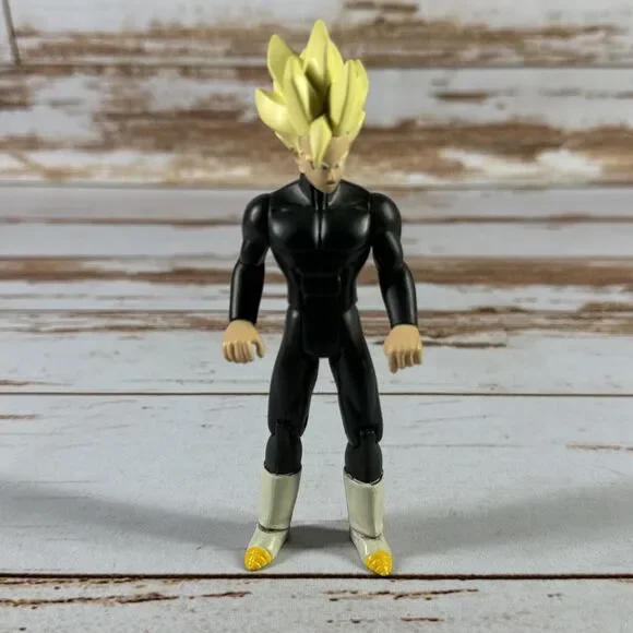 Irwin Toys Dragon Ball Z Babidi Saga Black Suit Super Saiyan